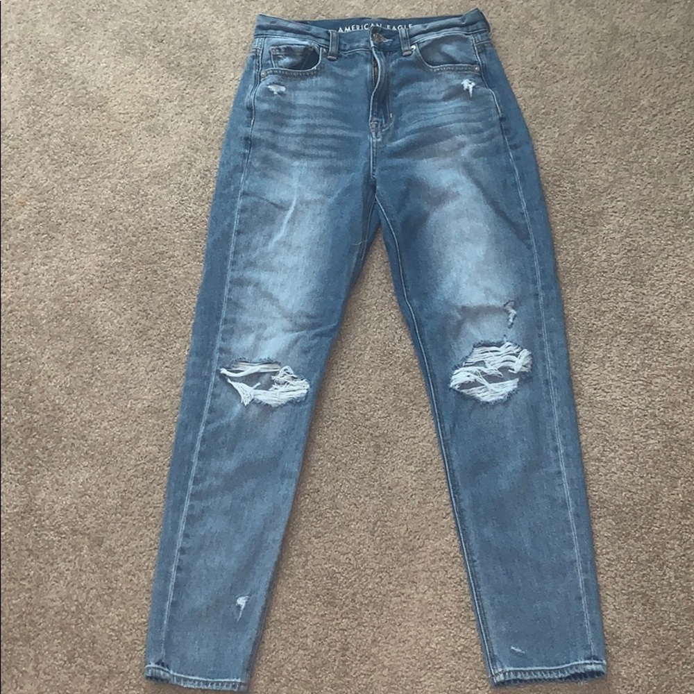 Women’s American eagle mom jeans